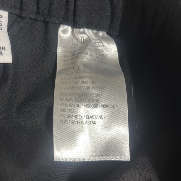 🪩 3/$20 Isaac Mizrahi Black Trousers - Picture 4 of 4